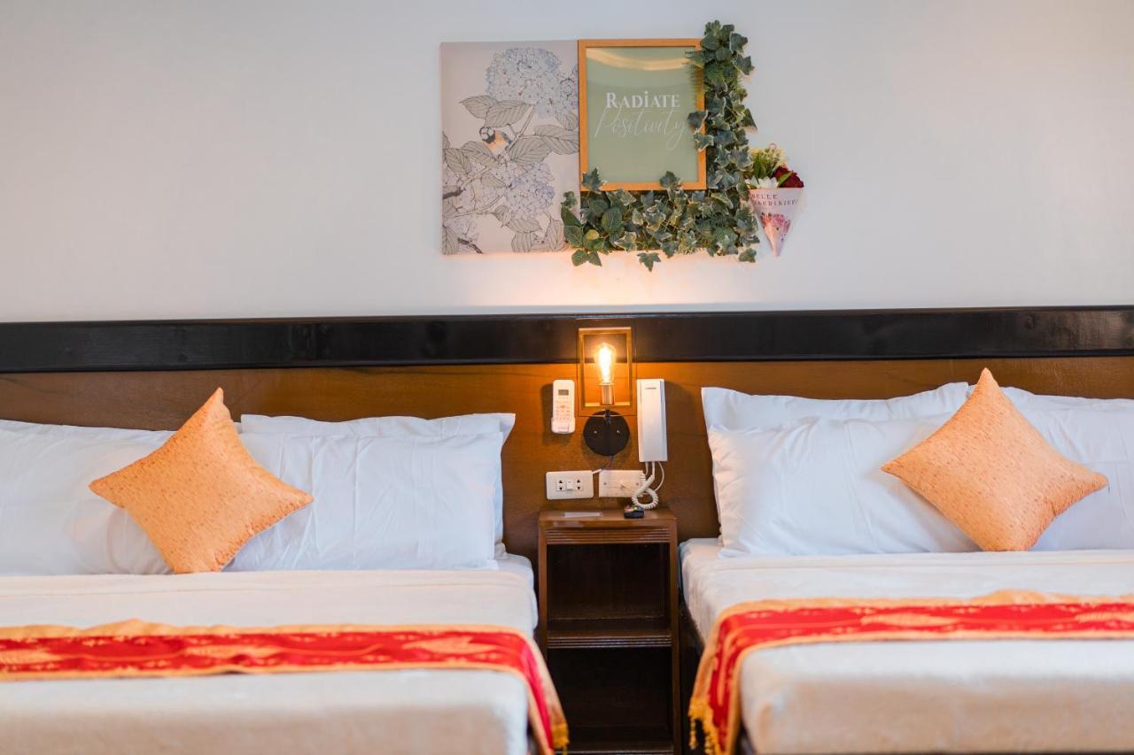 Island Wanderers Inn Đảo Đảo Coron Ngoại thất bức ảnh