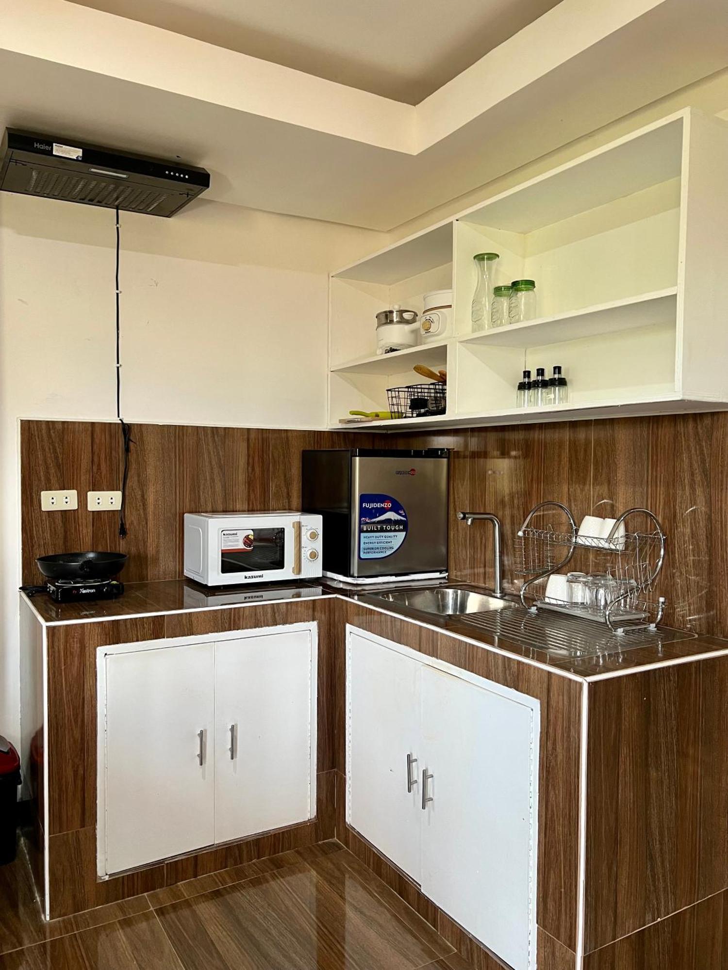 Island Wanderers Inn Đảo Đảo Coron Ngoại thất bức ảnh